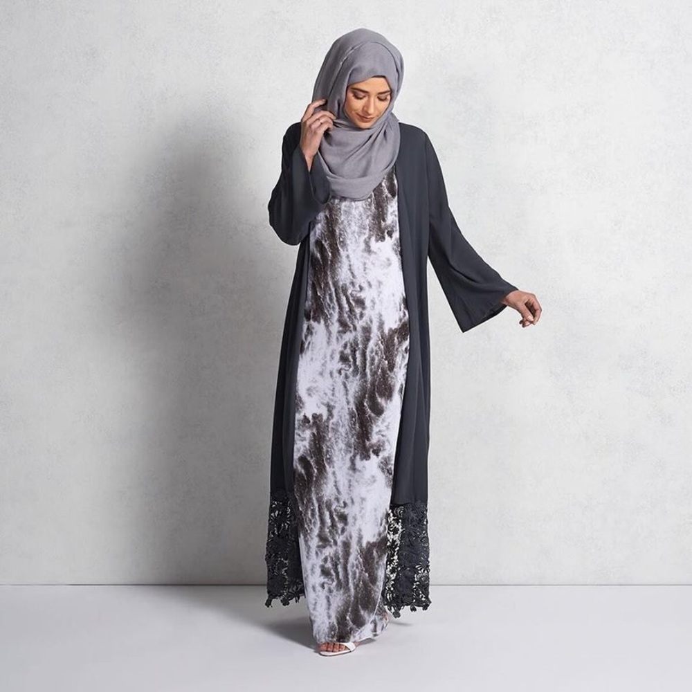 INAYAH Marble Sleeveless Slip